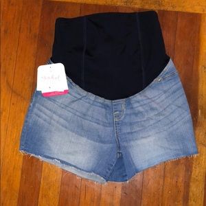 Brand New Maternity Shorts!